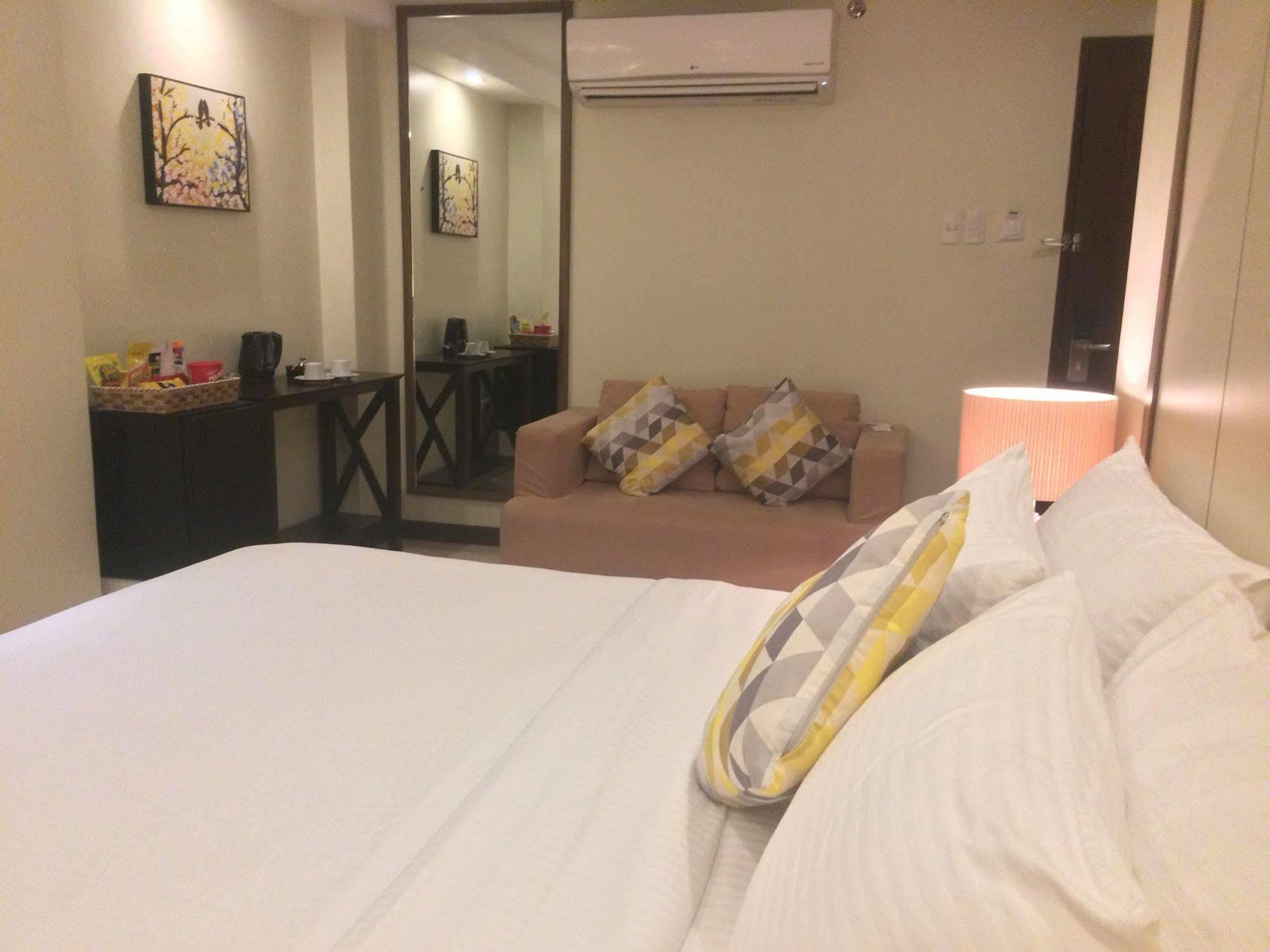 Belian Hotel Tagbilaran City Exterior photo